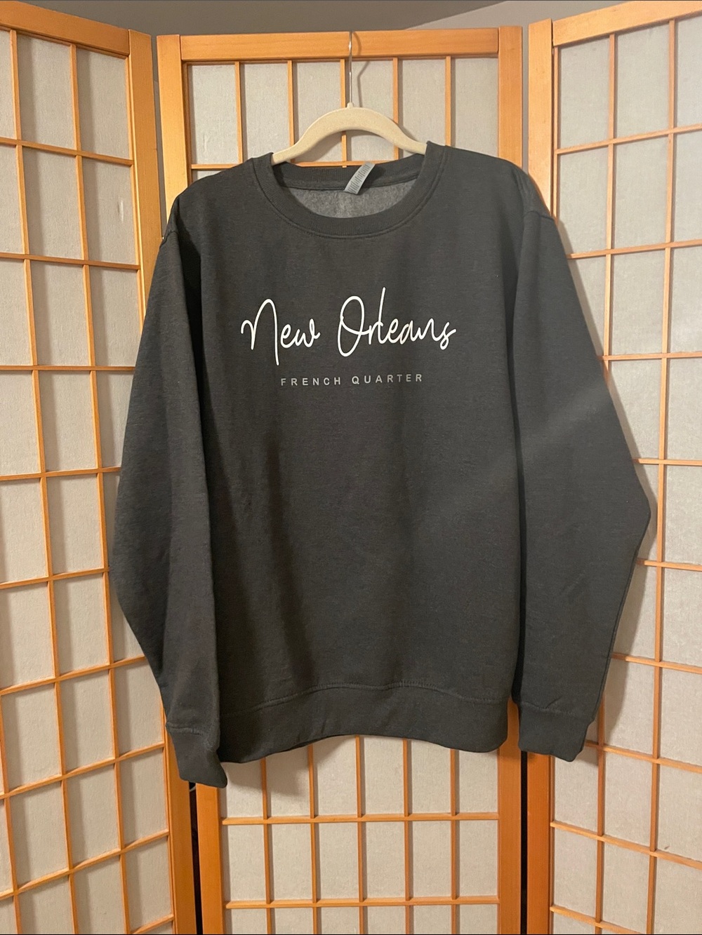 US Apparel New Orleans French Quarter Charcoal Gray Crewneck Sweatshirt Size L